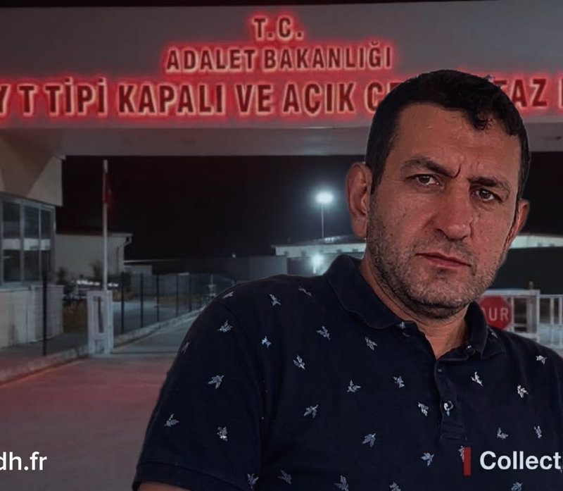 Mehmet Daylak devant la prison d'Aksaray
